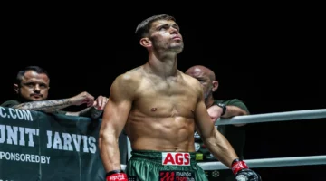 علاقة جورج جارفيس مع الابن تقوده اليوم للتحدي على اللقب العالمي بأقوى حماسة